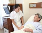 看護師と患者